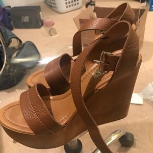 Steve Madden Wooden heels